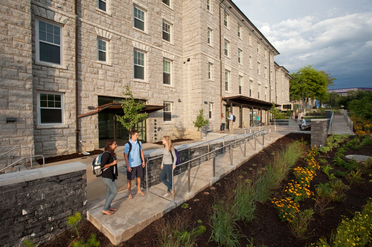 JMU's Wayland Hall: A Dynamic Living-Learning Environment for a New Century